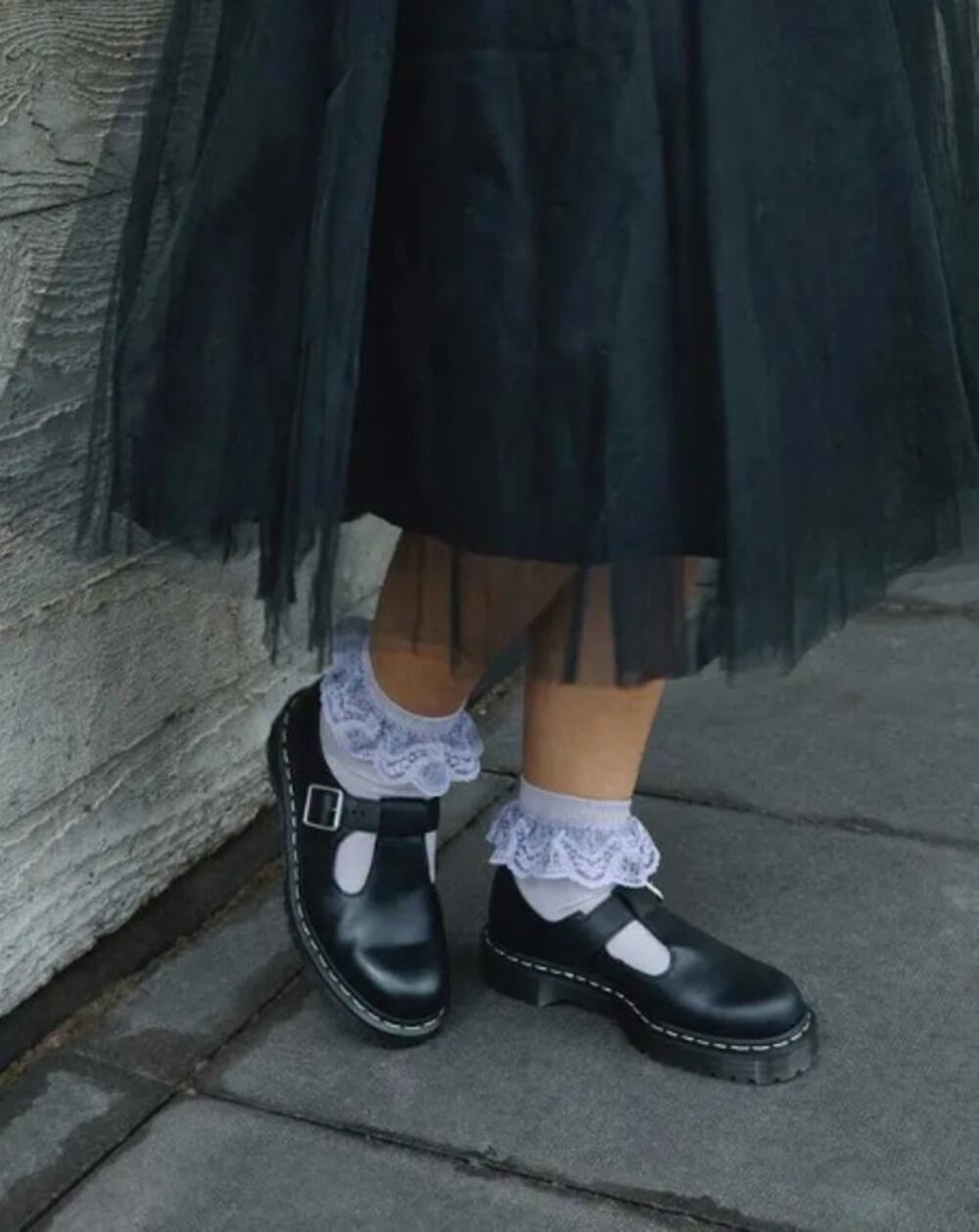 Womens Sz 10 Dr. Martens Mary Jane Shoes Polley Bex Oil Resistant Leather Black